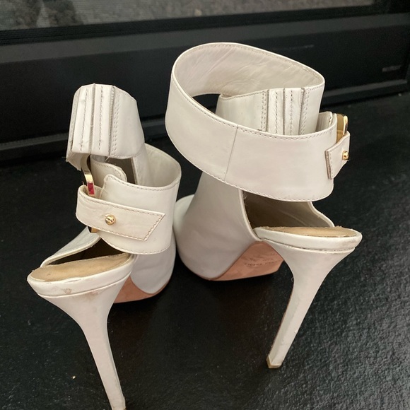 Marciano Cream Booties - Picture 4 of 4